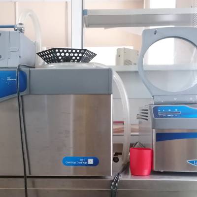 CentriVap Benchtop Centrifugal Concentrator + CentriVap-105C Cold Trap, Labconco